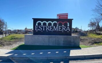 NUEVO MONUMENTO ARCADA ESTREMERA